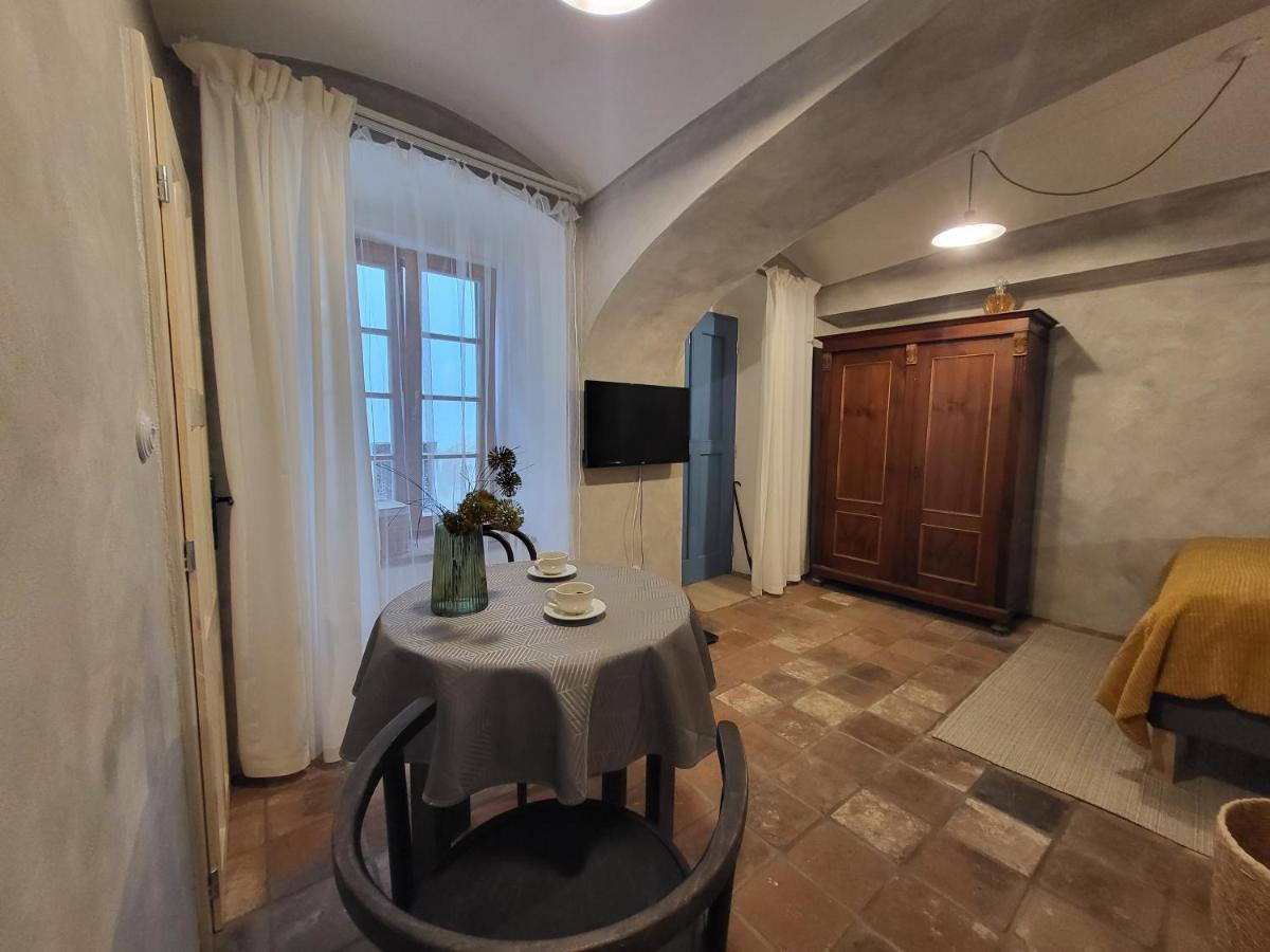 Only Apartments Jindřichŭv Hradec Dış mekan fotoğraf